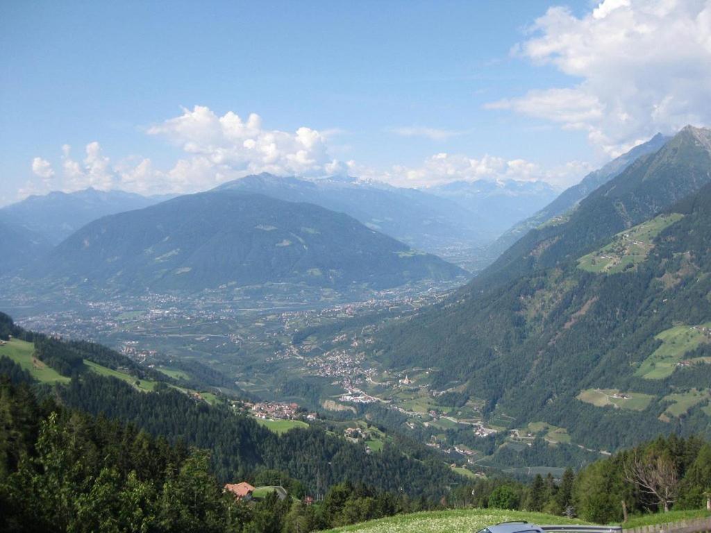 Gasthaus Oberkirn Schenna Bagian luar foto