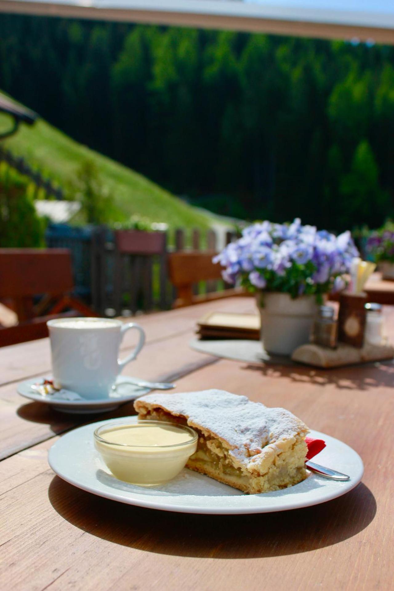 Gasthaus Oberkirn Schenna Bagian luar foto